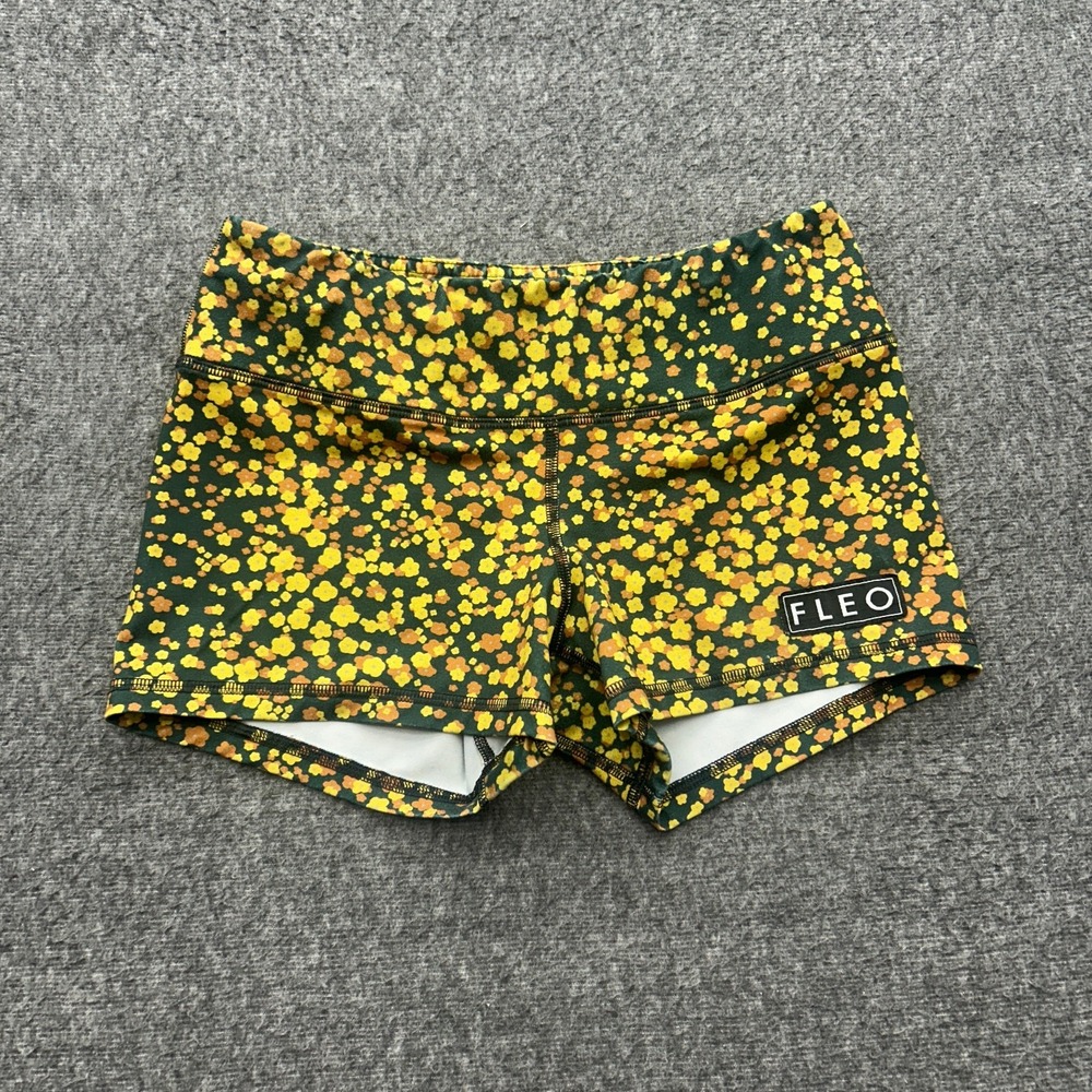 FLEO Shorts Womens Medium Floral CrossFit Shorties Activewear